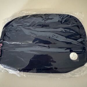 Atlanta Braves belt bag! Promo giveaway